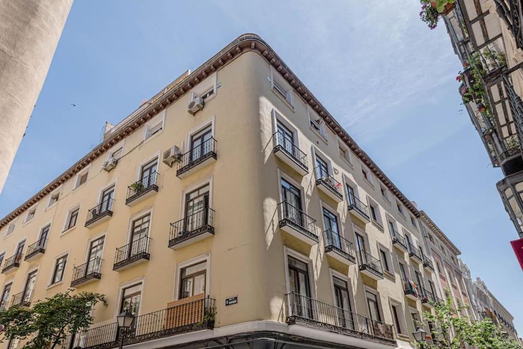 Apartment Modern In Chueca Inf3iz4 *